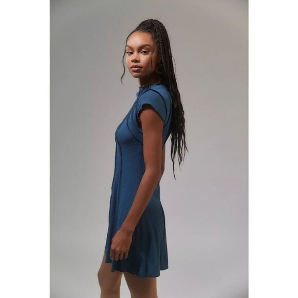 ✨UO Rishe Seamed Mini Blue Sz Large Dress✨ - Picture 3 of 10
